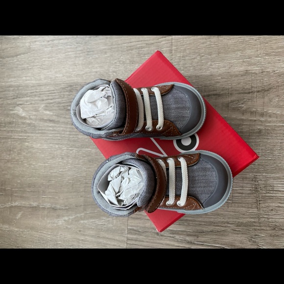 See Kai run shoes. - Picture 3 of 6